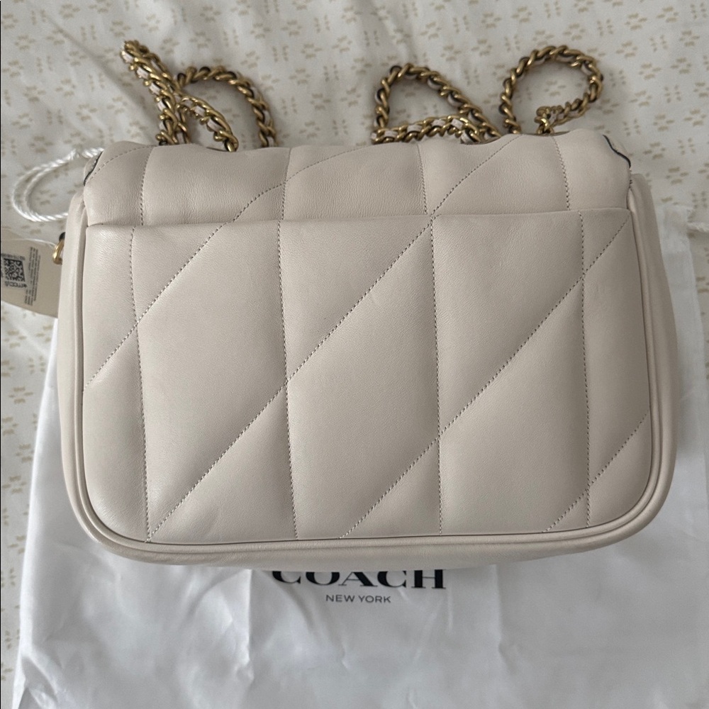 Coach Maddison Pillow Convertible Shoulder Bag NWT Largest size in Chalk - Picture 11 of 17